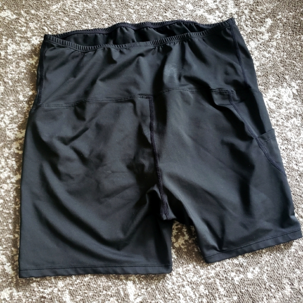 Maternity bike shorts. Size large. Black by Shein